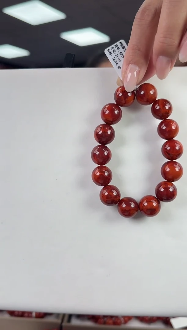 未镶嵌珠串南红玛瑙多样发其一/15/2358009230