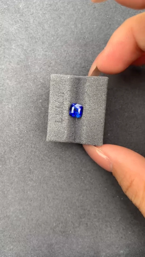 裸石蓝宝石1.2ct皇家蓝 FE 定制