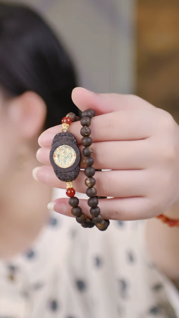 （两圈大叻黑奇楠0.7+彩绘度母）