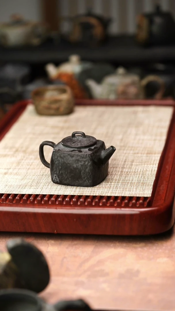 中式归玉堂冰碛岩重工雕刻小四方佛壶