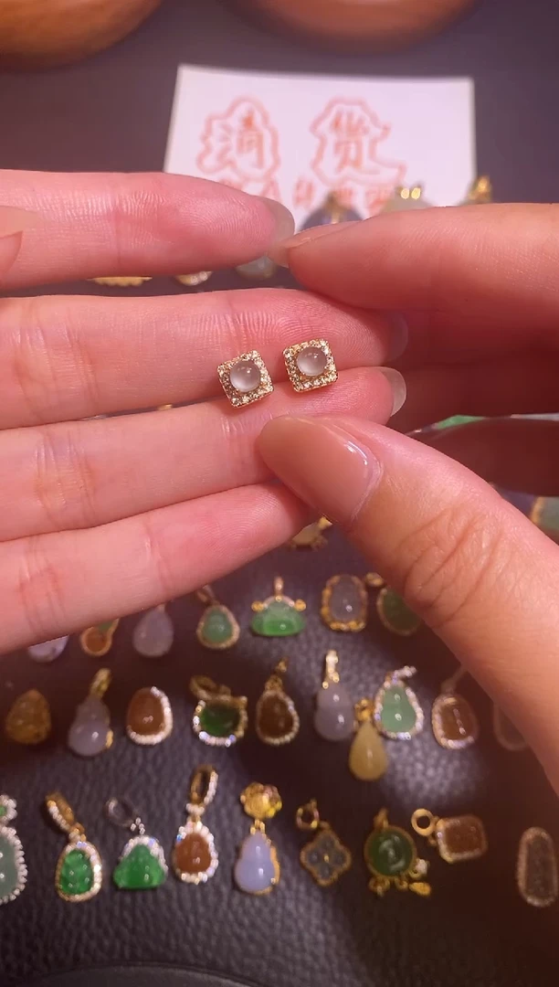 颈饰银S925镶嵌翡翠a货翡翠