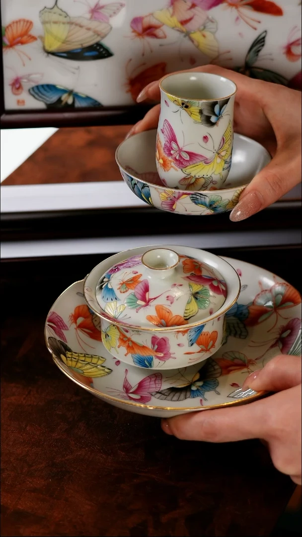 妮*?                  雨溪山房