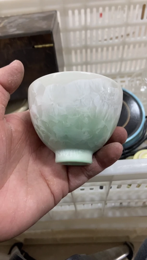 杯子瓷无运费险有瑕疵的摄影的产品有使用过的痕迹有点脏介意勿拍