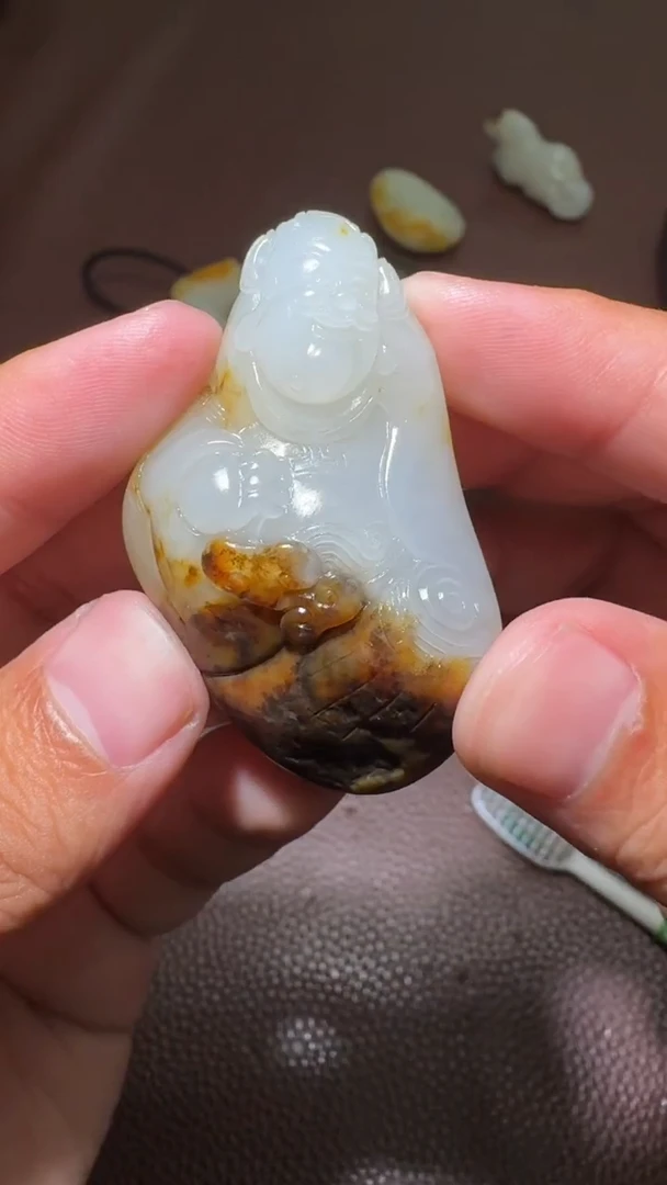 未镶嵌和田玉挂件和田玉