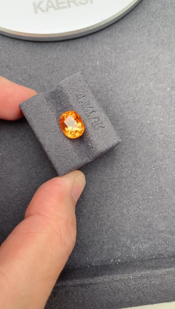 未镶嵌珠宝半成品石榴石（芬达石）4ct芬达  定制   BE