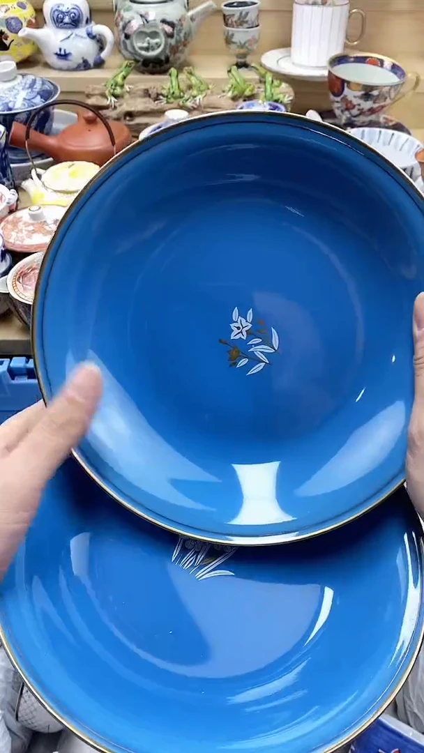 瓷片猪**大闪购名称 瓷片