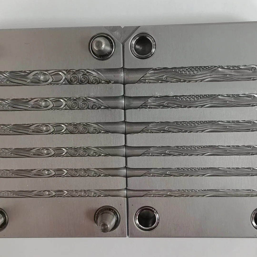 新乾坤圈模具工具6个尺寸(3.0/3.5/4/4.5/5/6)花长55MM