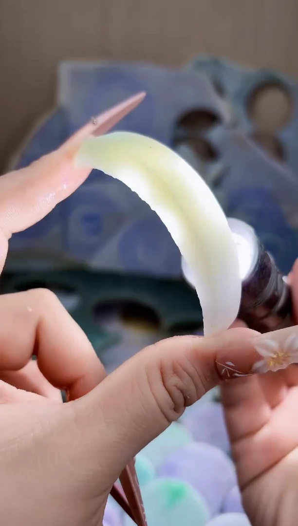 翡翠未镶嵌颈饰翡翠A货 江谭180