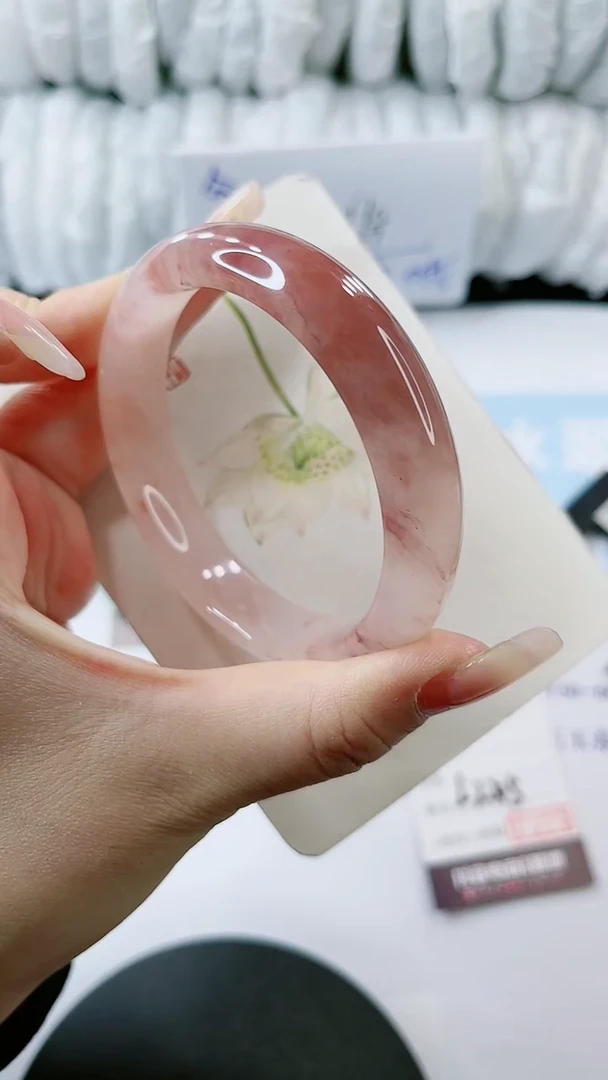 【闪购商品】石英质玉手镯未镶嵌多样性发货L245