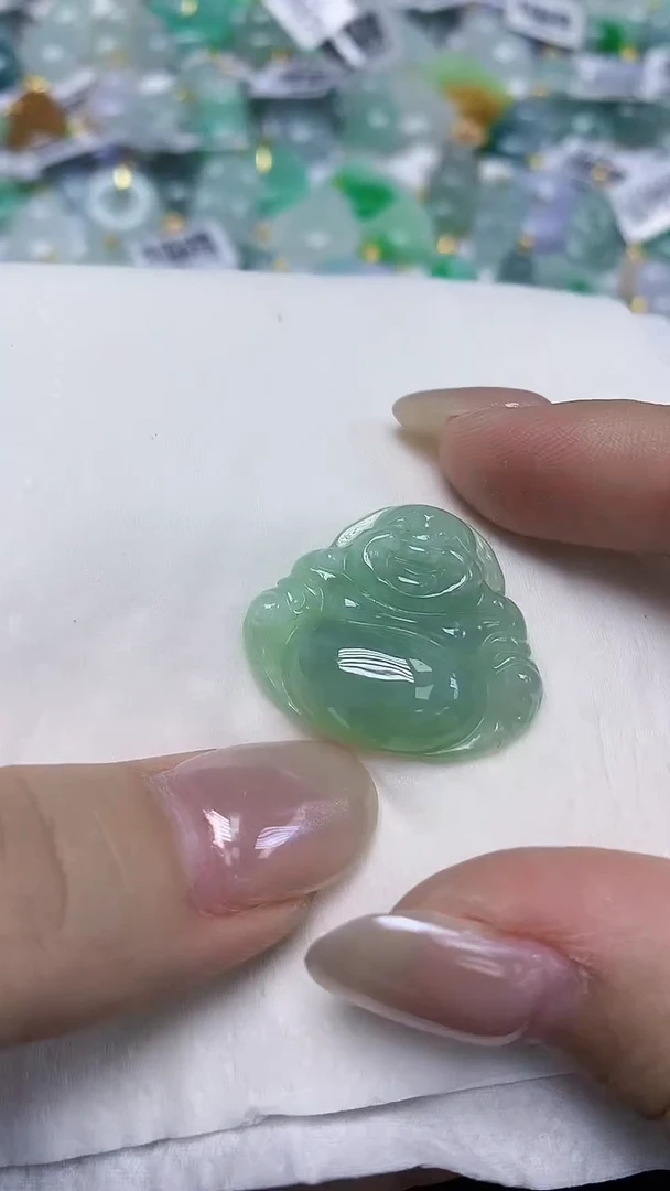 翡翠未镶嵌颈饰天然缅甸翡翠A货