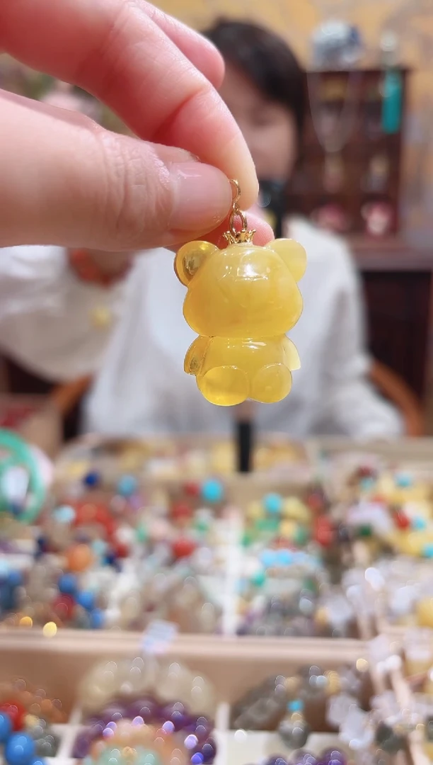 蜜蜡吊坠(不含链)18K金镶嵌设计款珠串