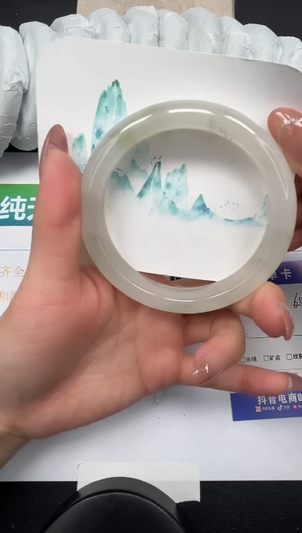 【闪购商品】石英质玉手镯未镶嵌242-64.1