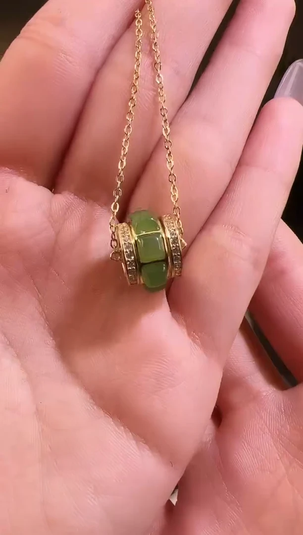 【闪购商品】和田玉颈饰银S925镶嵌转珠