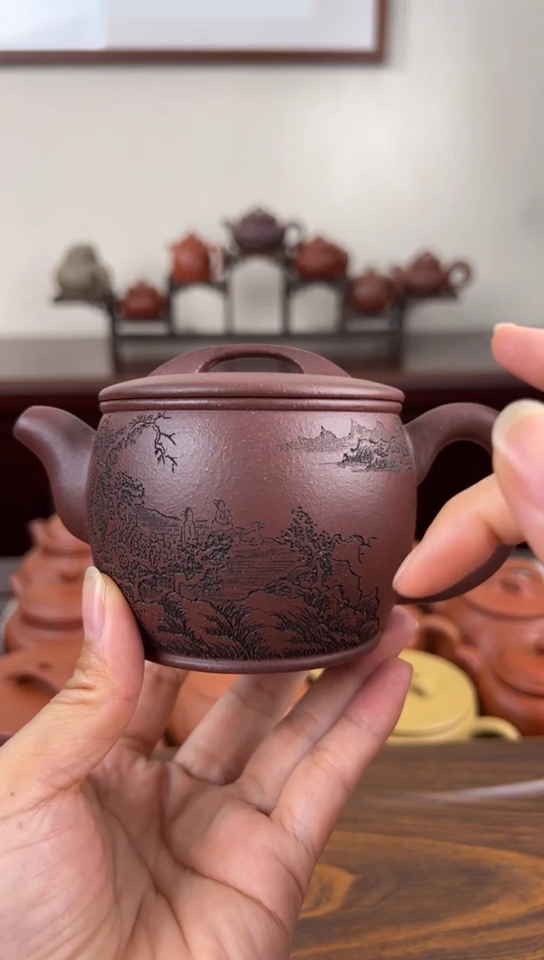 茶壶紫砂紫泥刻绘汉瓦壶250CC