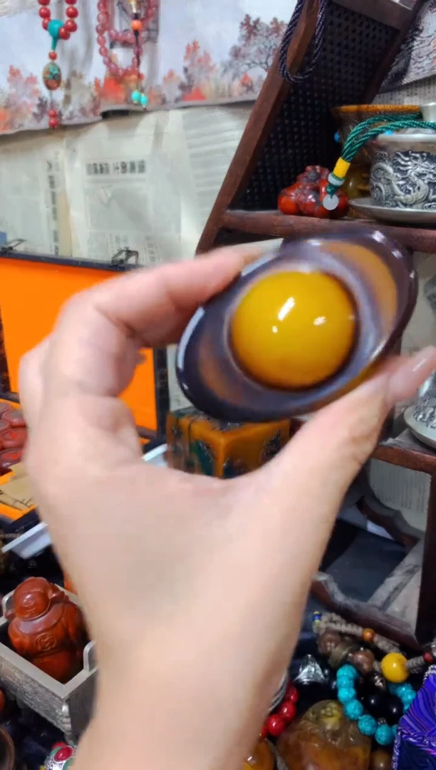 未镶嵌蜜蜡裸石主播推荐主播推荐