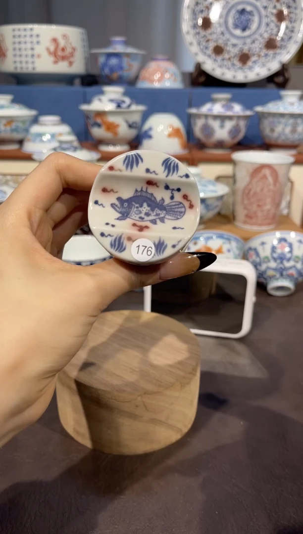 【闪购商品】杯176青花釉里红雪茄置