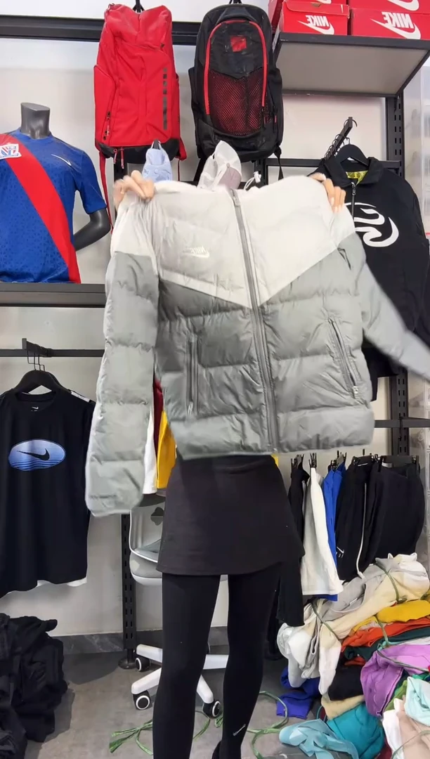 152·编码 瑕疵款直播间过款为准 尺码·M