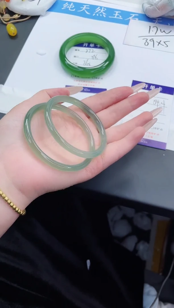 【闪购商品】石英质玉手镯未镶嵌M273-54+