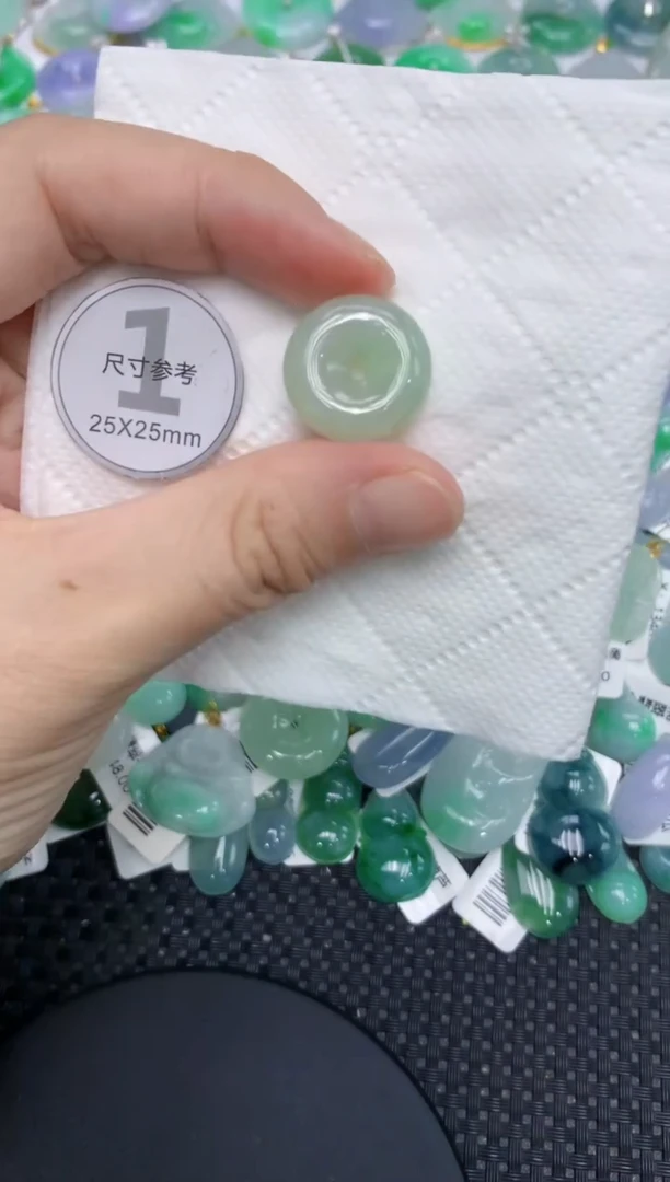颈饰未镶嵌翡翠1111111