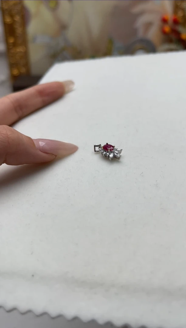 【闪购商品】红宝石颈饰银S925镶嵌th6590