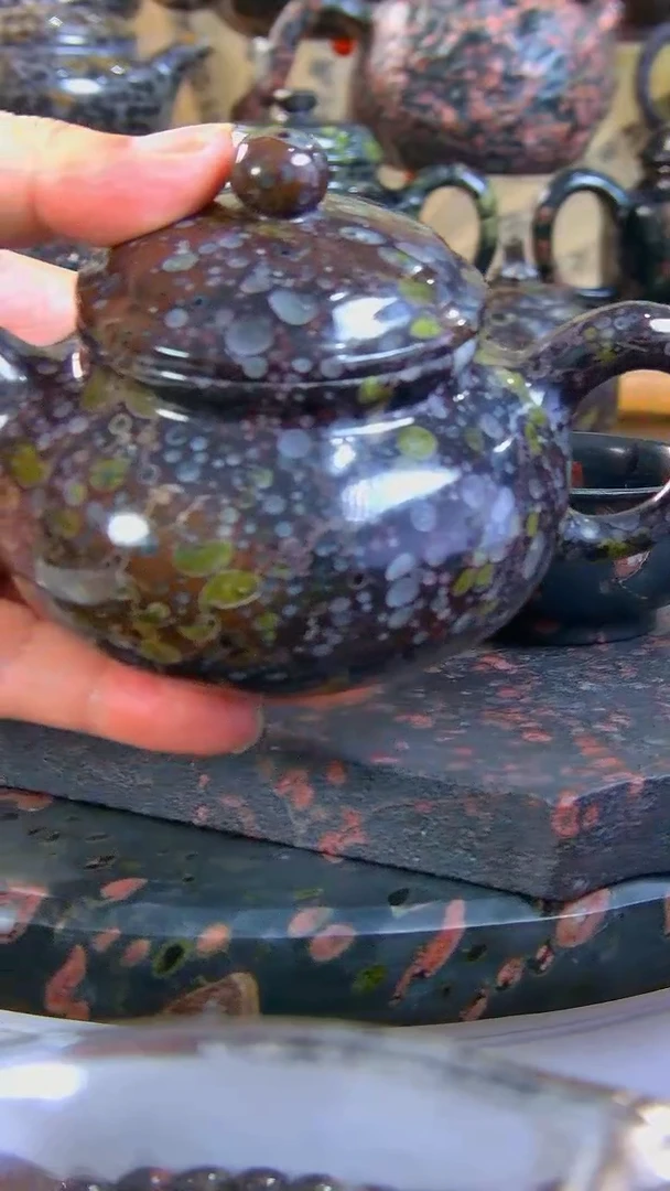 奢上奢梅花玉茶具