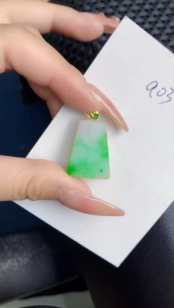 【闪购商品】翡翠颈饰18K金镶嵌000000000