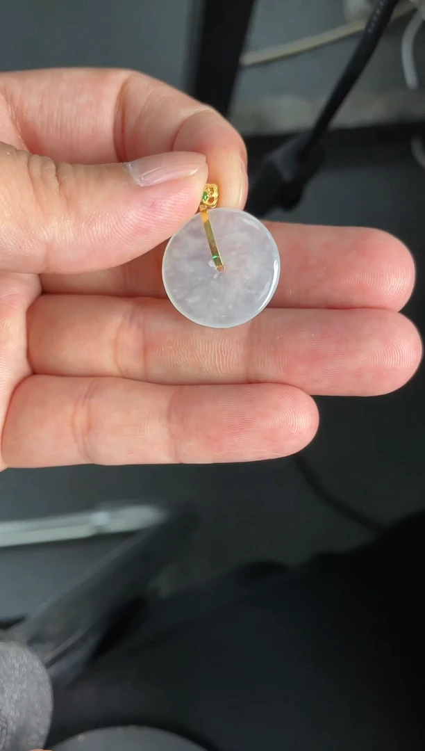 翡翠18K金镶嵌颈饰挂件