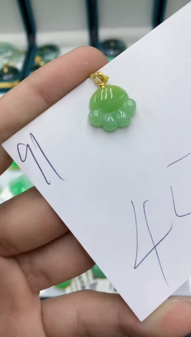 【闪购商品】翡翠颈饰18K金镶嵌翡翠