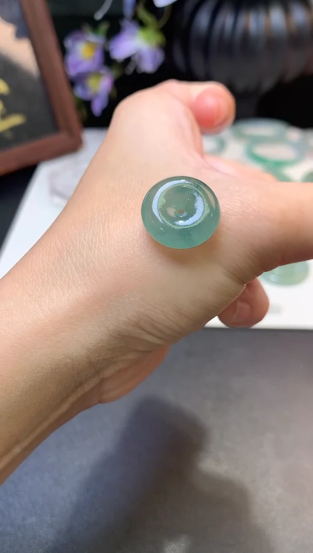未镶嵌定制翡翠毛货