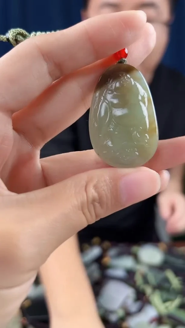未镶嵌和田玉挂件拍一发一，
