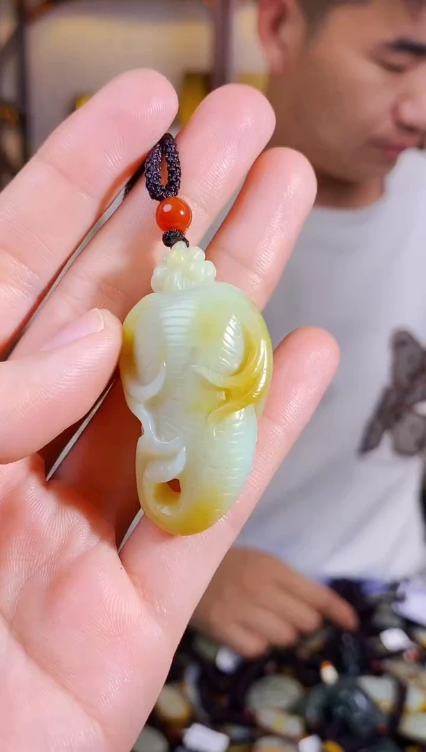 【闪购商品】和田玉颈饰未镶嵌1