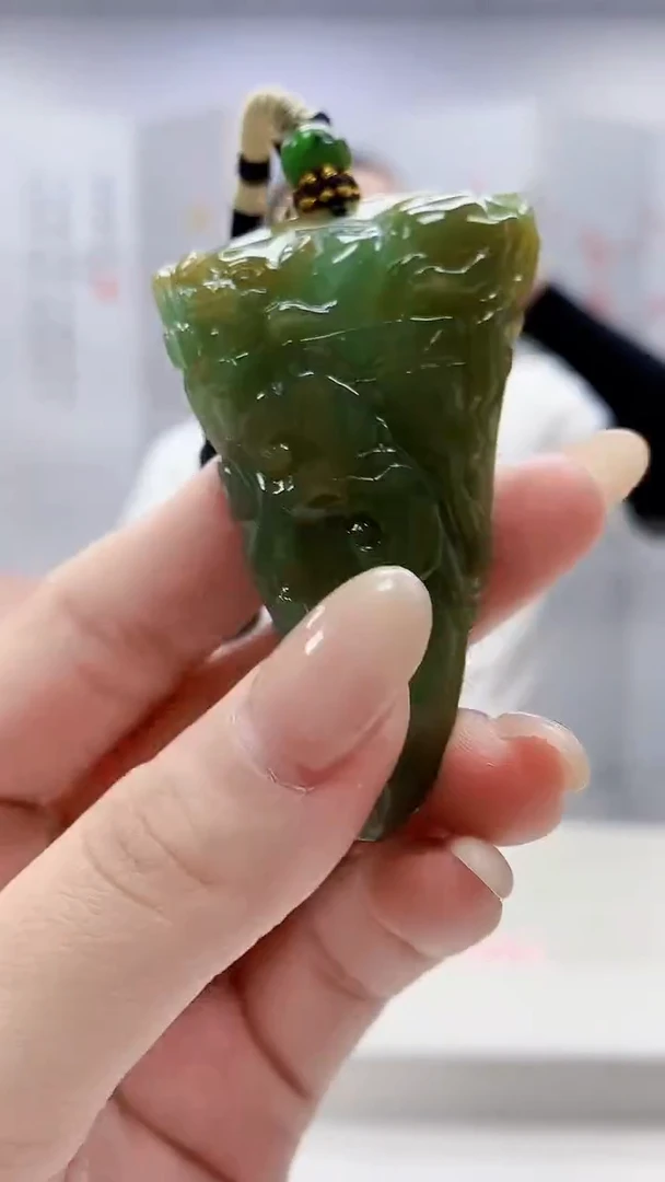 未镶嵌定制翡翠4898lr-毛货挂件62