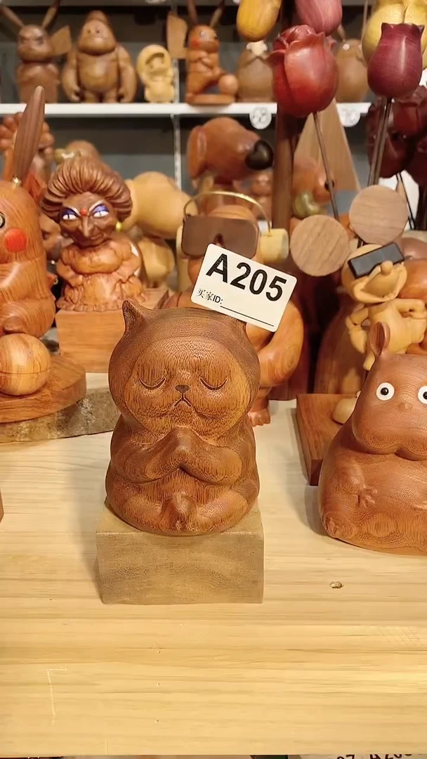 【闪购商品】木木雕摆件可爱卡通