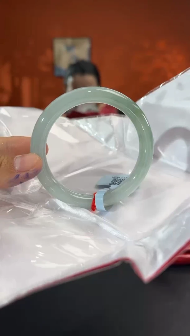 未镶嵌手镯翡翠5 55