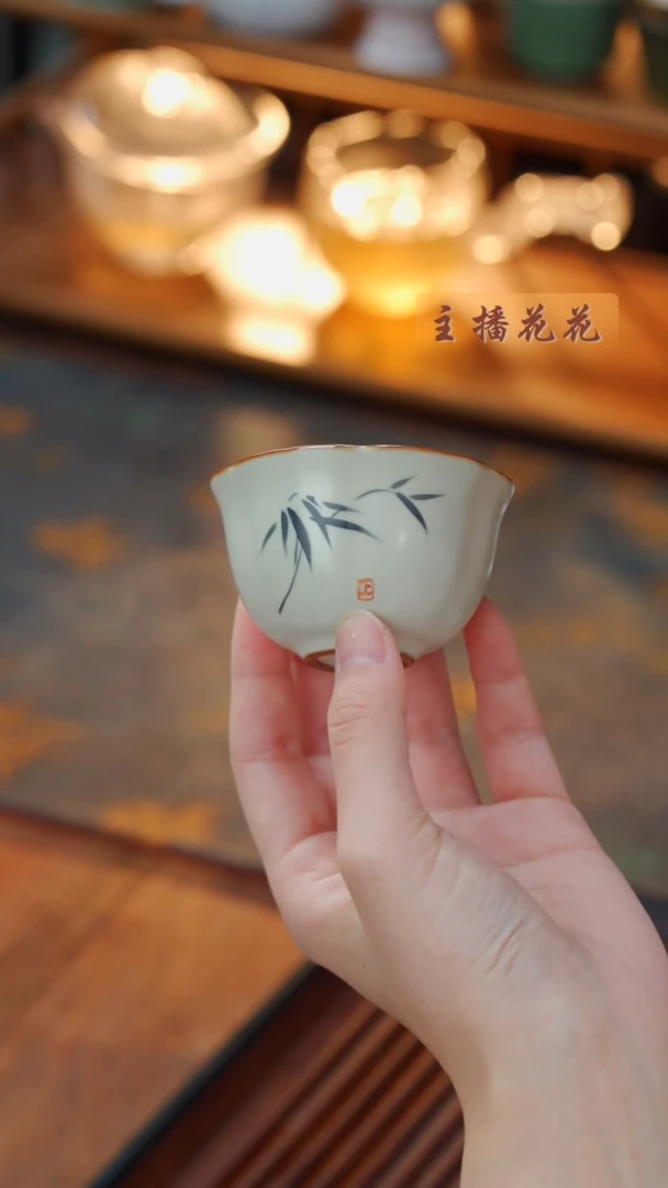 【闪购商品】水墨竹影茶杯_花瓣杯水墨竹影茶杯_花瓣杯