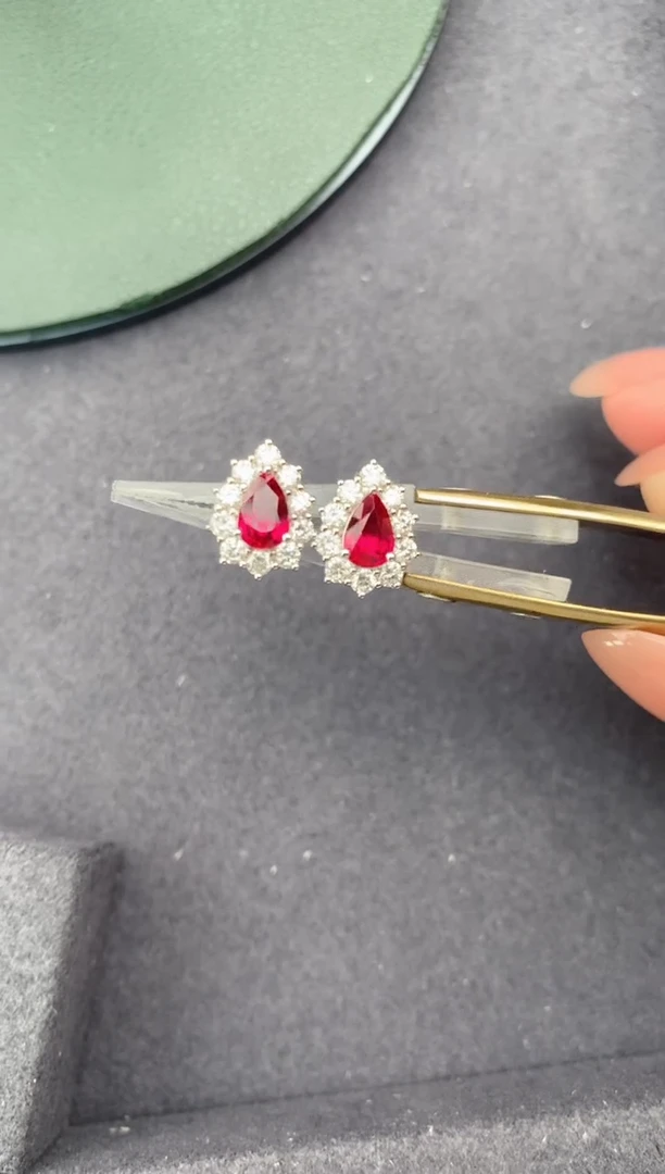 18K金镶嵌耳饰红宝石1.1ct红宝石   定制   FG