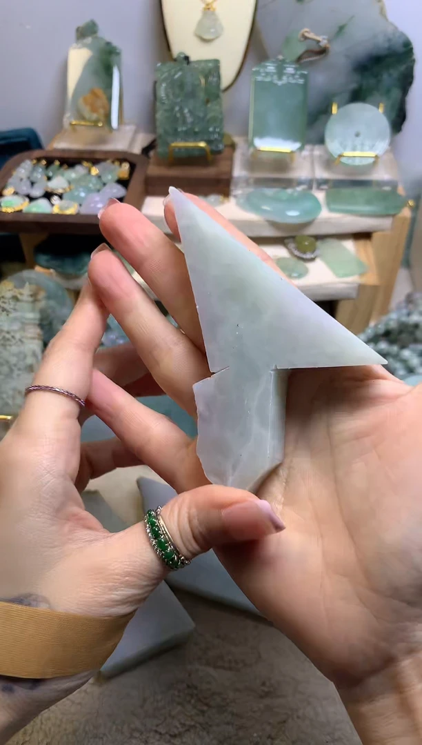 【闪购商品】翡翠挂件未镶嵌缅甸A货翡翠，没有运费险