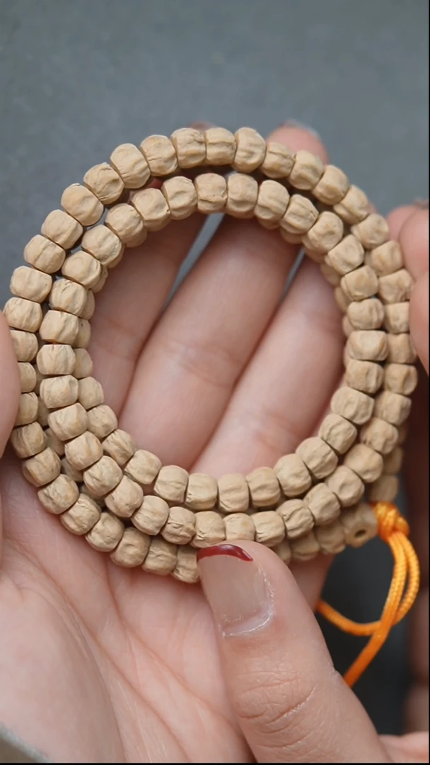 【闪购商品】柏香籽/百香籽吊坠方块顺