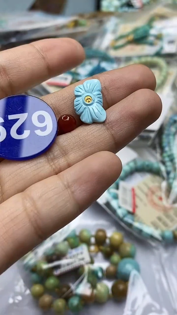 玛瑙/玉髓雕刻件未镶嵌629