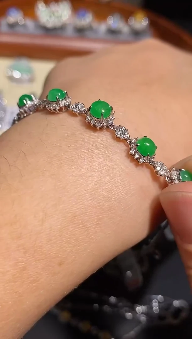 【闪购商品】翡翠手链18K金镶嵌手链