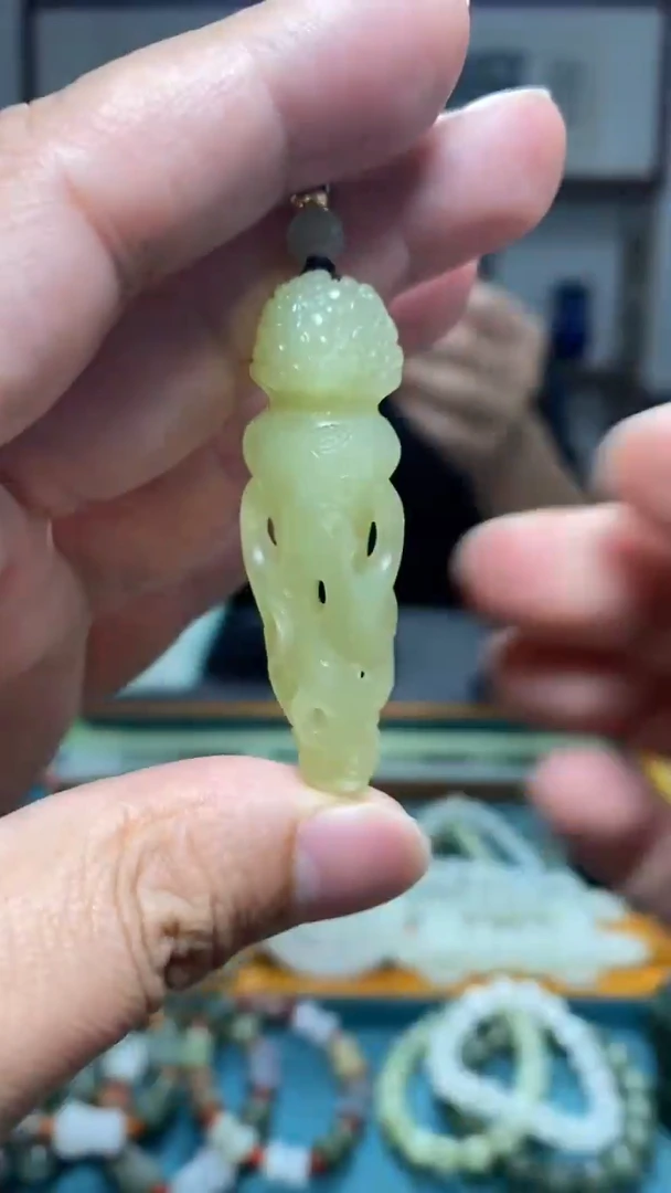 颈饰未镶嵌和田玉12