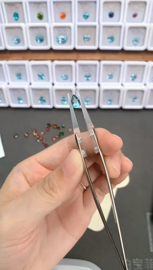 未镶嵌裸石定制海蓝宝石0.84ct