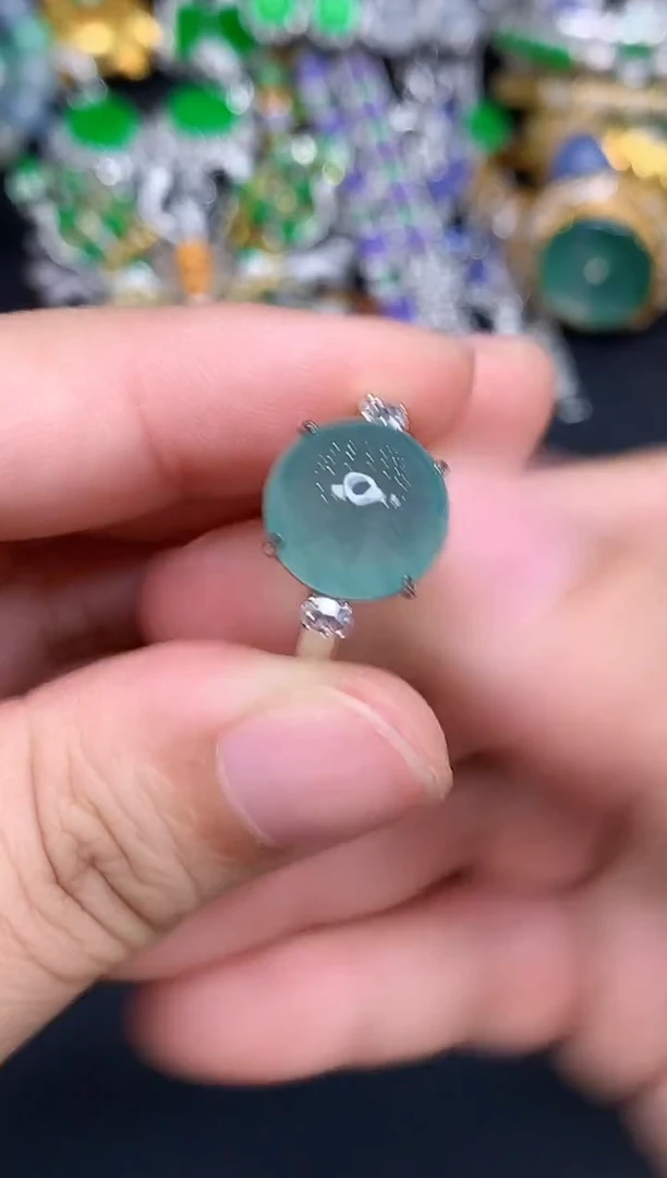 18K金镶嵌戒指翡翠208-春日珠宝