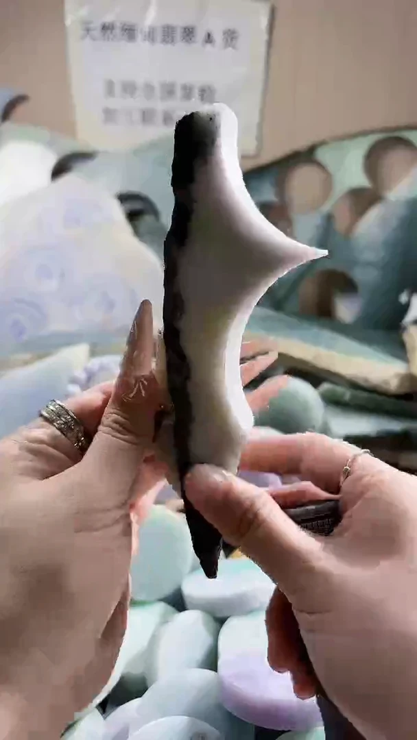 翡翠未镶嵌颈饰翡翠A货 江谭902