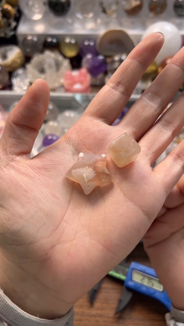 未镶嵌玛瑙/玉髓珠宝奇石M951 拍一发二