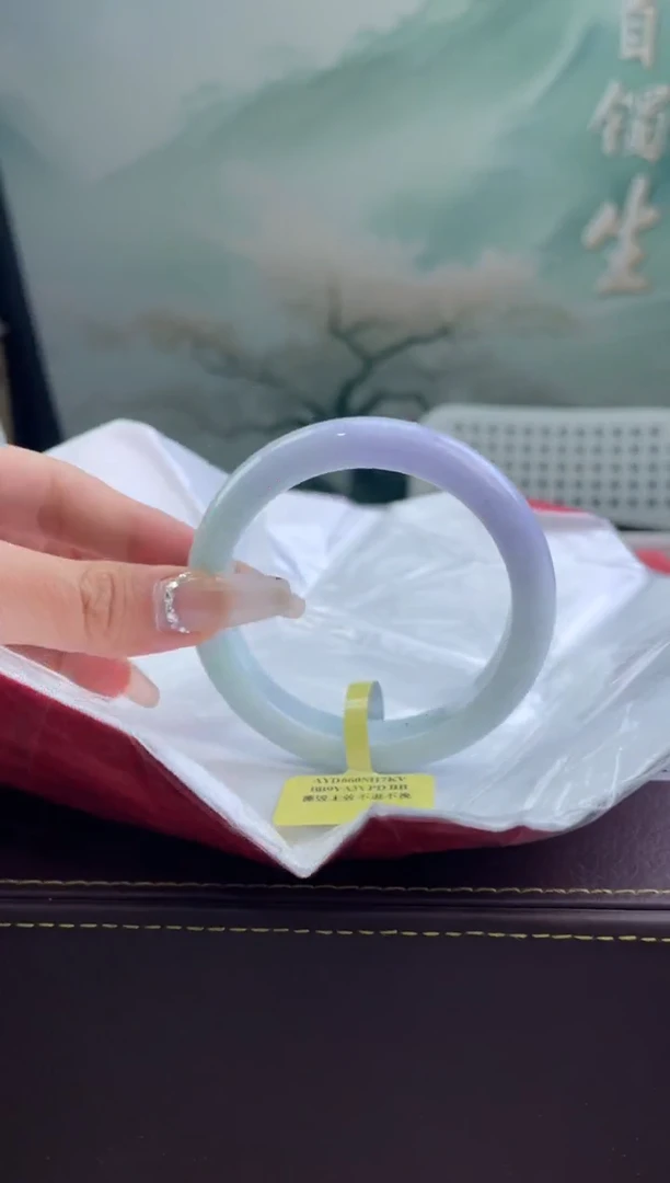 翡翠手镯未镶嵌8翡翠手镯