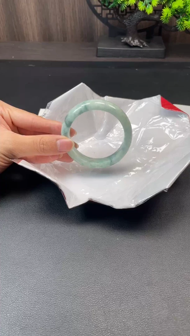 未镶嵌手镯翡翠9930