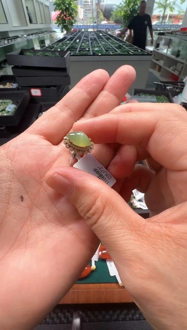 和田玉戒指银S925镶嵌一个 多样性发1件