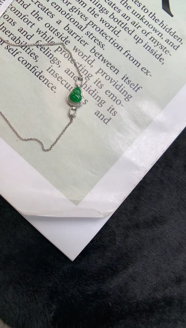 18K金镶嵌手链翡翠手链