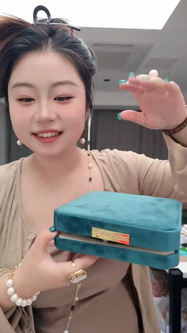 羽毛1609绿盒子